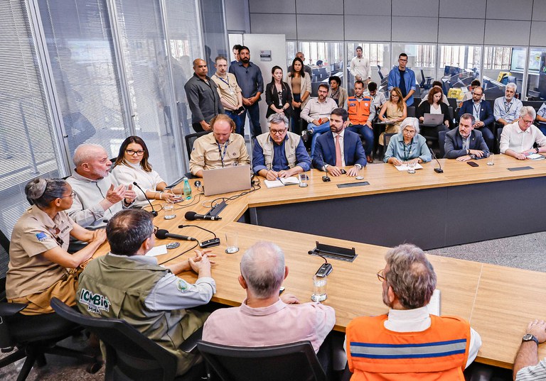 Governo Federal pede investigações sobre incêndios e garante apoio aos estados no combate ao fogo